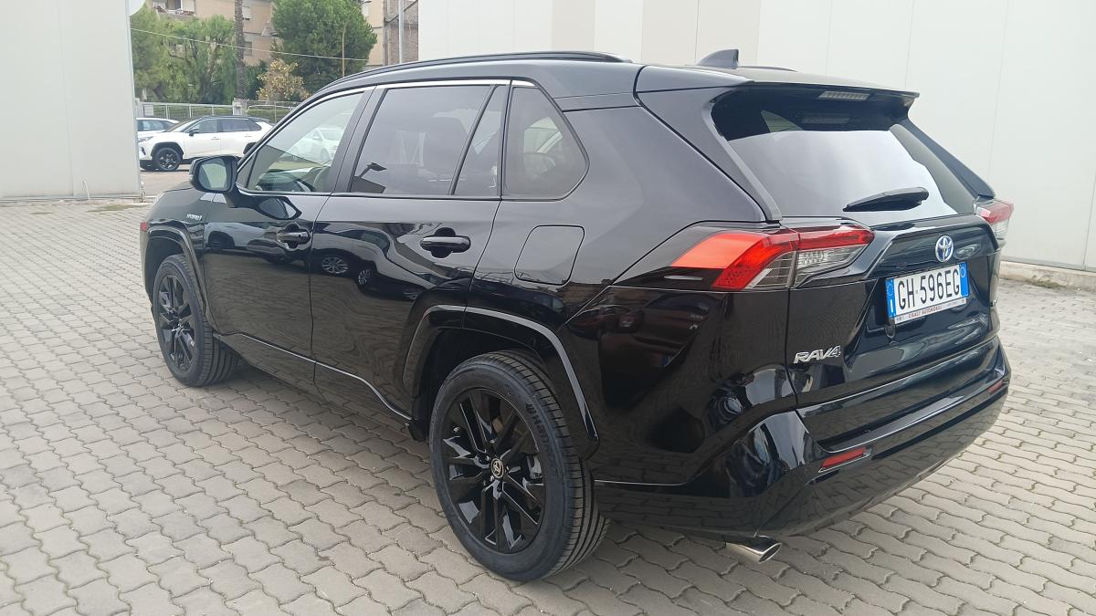 Toyota RAV 4 2.5 HV (218CV) E-CVT 2WD Black Edition